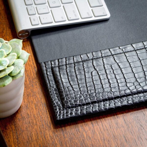 Dacasso Crocodile Embossed Leather Side-Rail Desk Pad - Image 3