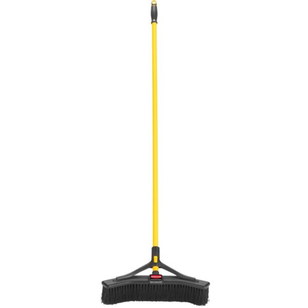 Rubbermaid Commercial Maximizer Push-To-Center 18" Brooms - Image 3