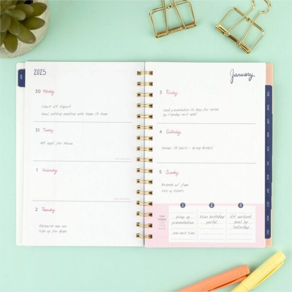 At-A-Glance EttaVee Weekly/Monthly Planner - Image 3